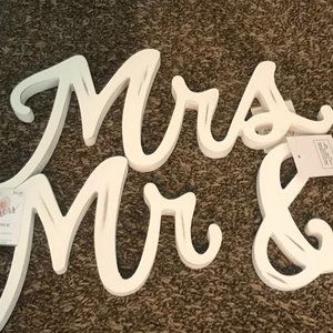 Mr & Mrs decoration